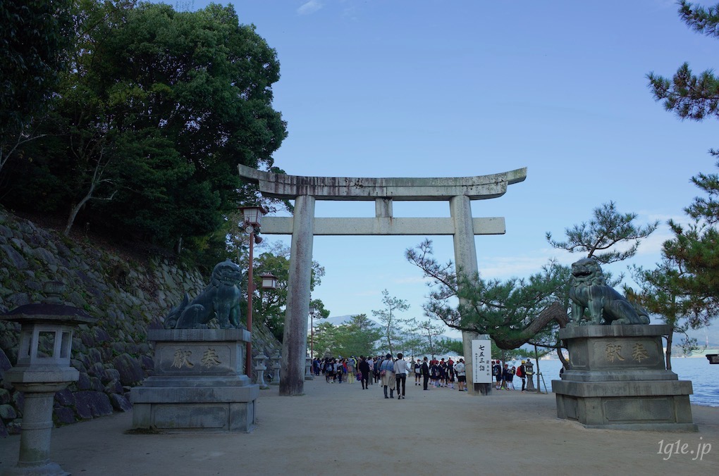 広島旅行 満潮間近に参拝した厳島神社 一語一絵